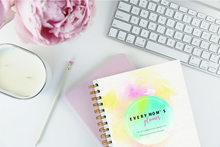 Load image into Gallery viewer, Every Mom&#39;s Planner: Ultimate Home Management Binder for Moms!
